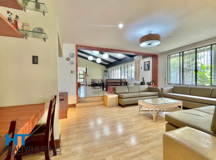 Informal Living Room - For Sale 5-Bedroom House and Lot in Insular West, Lanang, Davao City