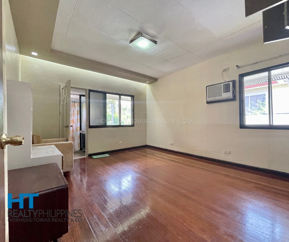 Bedroom 3 with Bathroom - For Sale 5-Bedroom House and Lot in Insular West, Lanang, Davao City