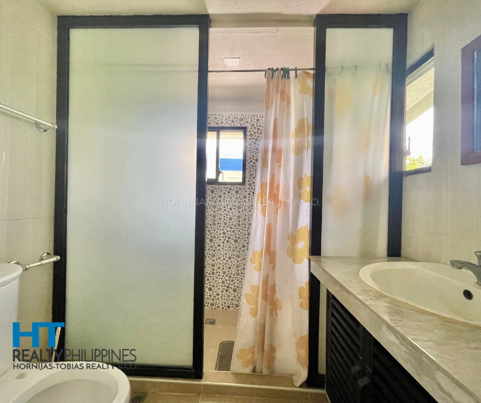 Bathroom - For Sale 5-Bedroom House and Lot in Insular West, Lanang, Davao City