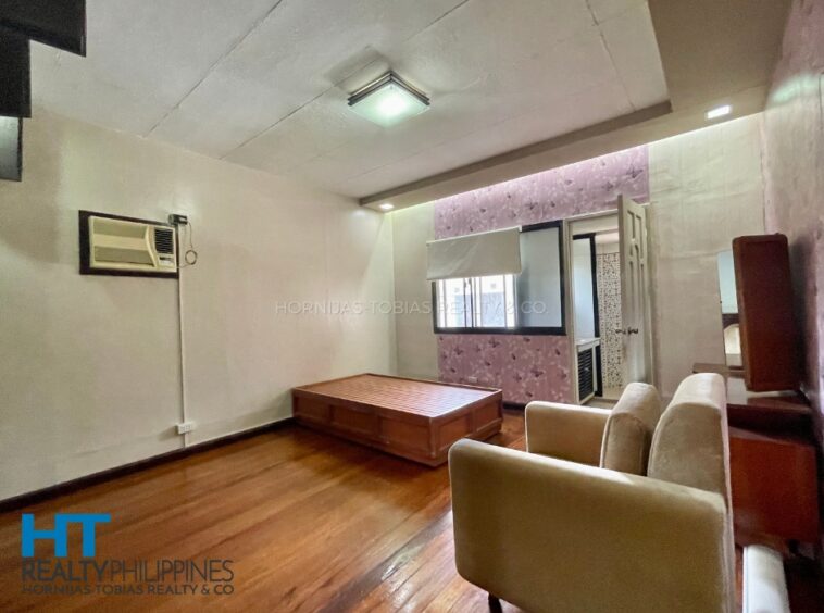 Bedroom 2 with Bathroom - For Sale 5-Bedroom House and Lot in Insular West, Lanang, Davao City