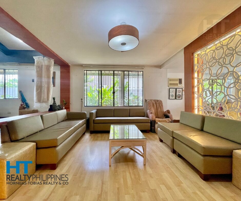 Informal Living Room - For Sale 5-Bedroom House and Lot in Insular West, Lanang, Davao City