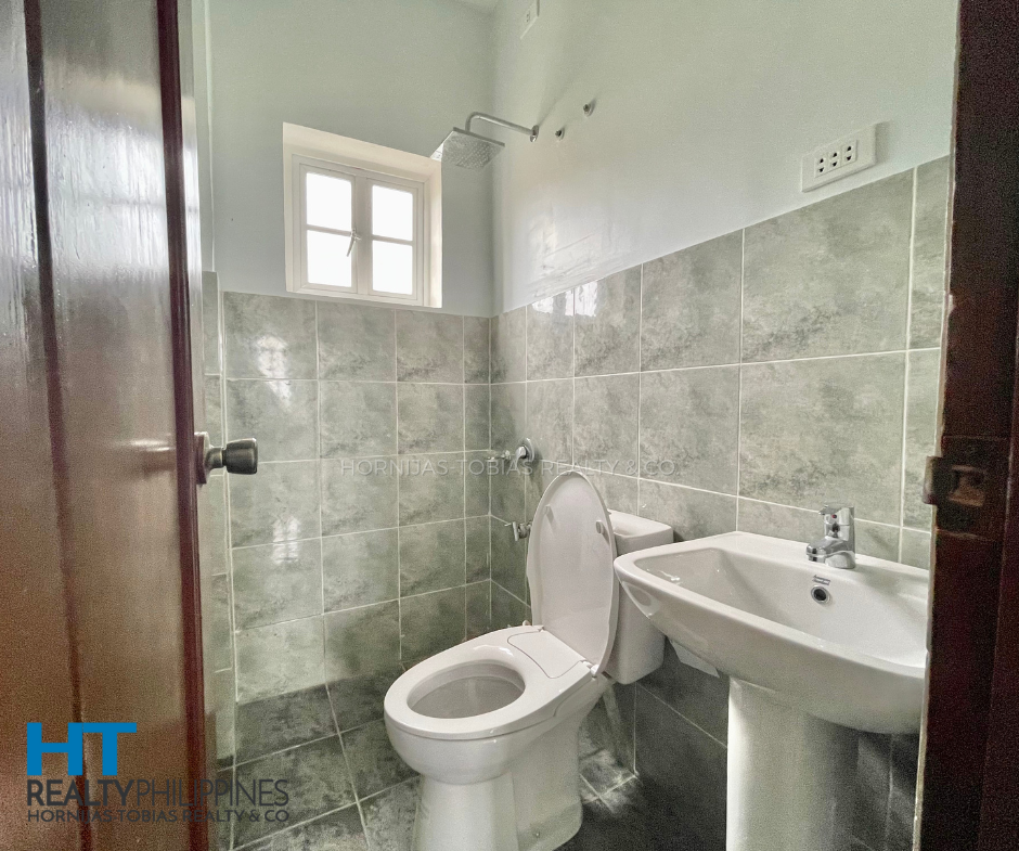 Amaranta House Second Floor Bathroom - The Gardens at South Ridge Toril Davao City