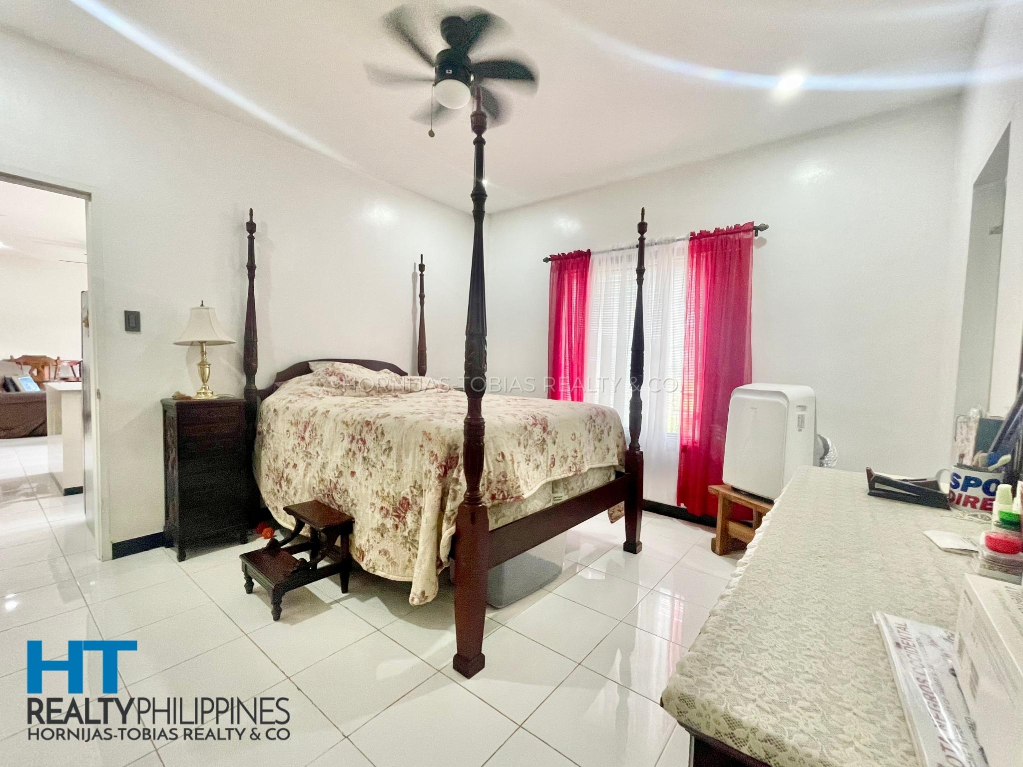 Western Style 6 Bedroom House Big Lot for Sale in South Pacific Golf and Leisure Estates - bedroom 1