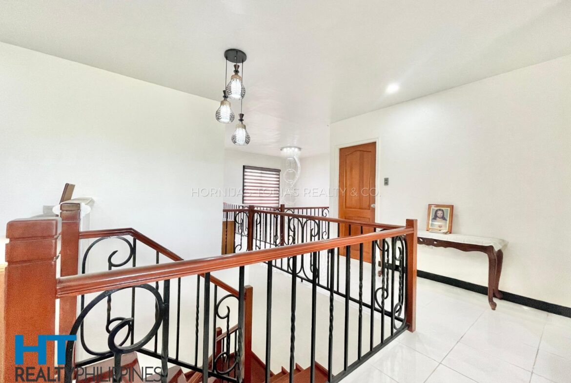 Western Style 6 Bedroom House Big Lot for Sale in South Pacific Golf and Leisure Estates - second floor stairs