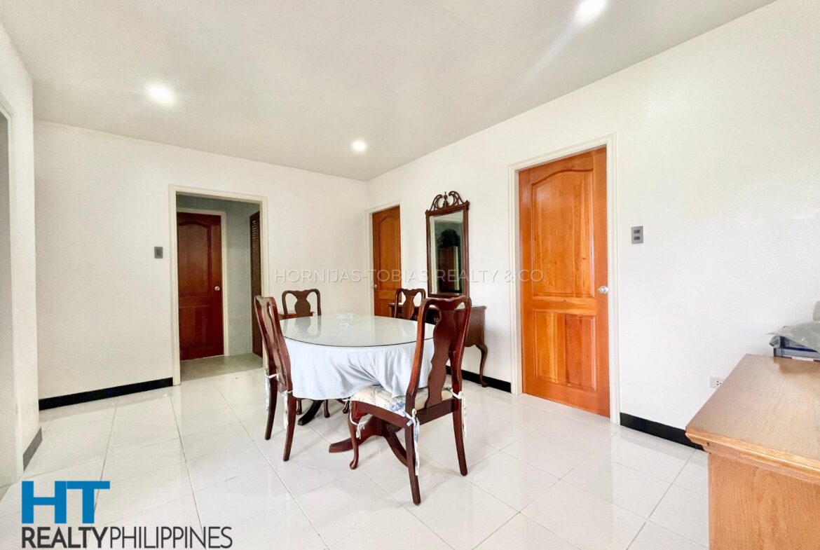 Western Style 6 Bedroom House Big Lot for Sale in South Pacific Golf and Leisure Estates - second floor dining