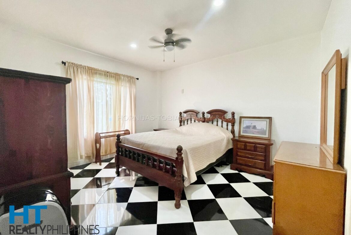 Western Style 6 Bedroom House Big Lot for Sale in South Pacific Golf and Leisure Estates - bedroom 3