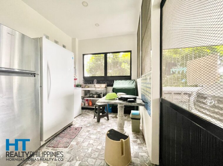 Western Style 6 Bedroom House Big Lot for Sale in South Pacific Golf and Leisure Estates - dirty or wet kitchen