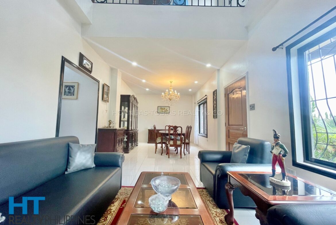 Western Style 6 Bedroom House Big Lot for Sale in South Pacific Golf and Leisure Estates - living dining