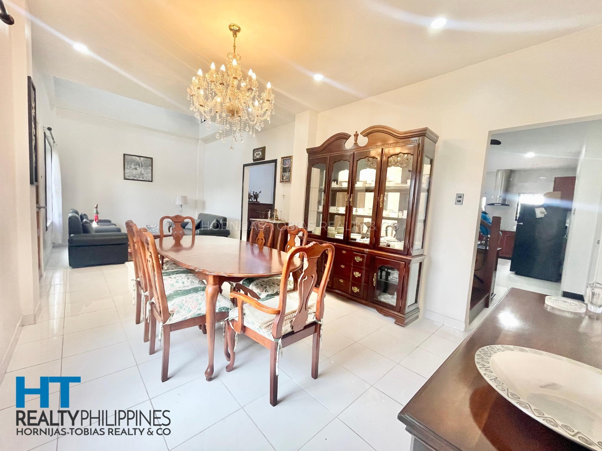 Western Style 6 Bedroom House Big Lot for Sale in South Pacific Golf and Leisure Estates - dining and living