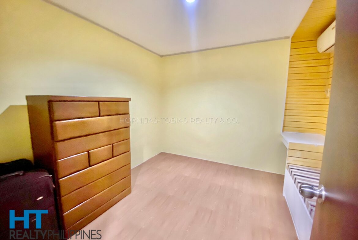 Bedroom 2 -= For sale 4-Bedroom Townhouse Guadalupe Village Lanang, Davao City