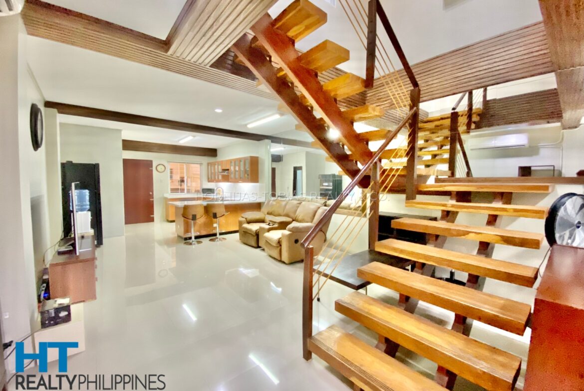 Stairs - For sale 4-Bedroom Townhouse Guadalupe Village Lanang, Davao City