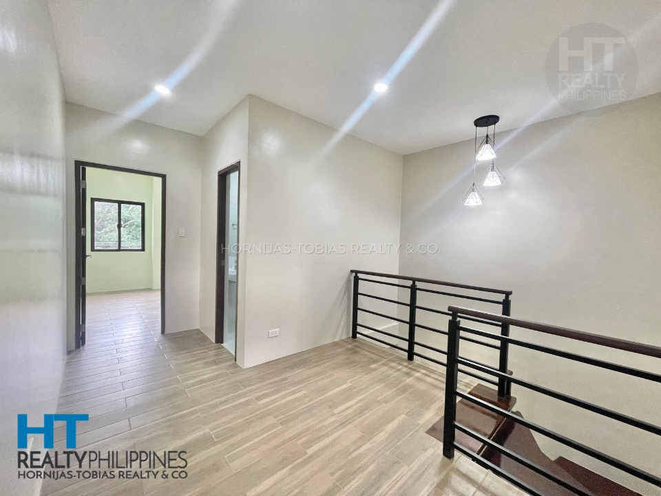 Third Floor - Brand New Move-In Ready 3-Level Townhouse in Damosa Business District, Lanang