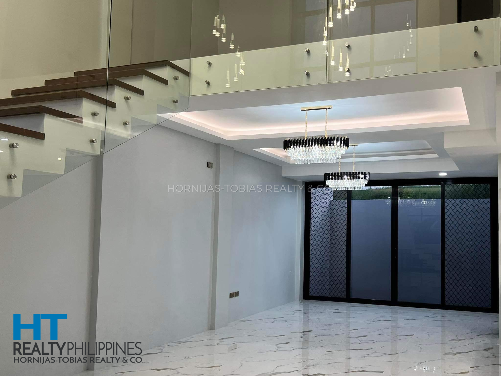 Dining Area - Modern and Minimalist House for Sale in Ponte Verde, Buhangin, Davao City, Davao del Sur