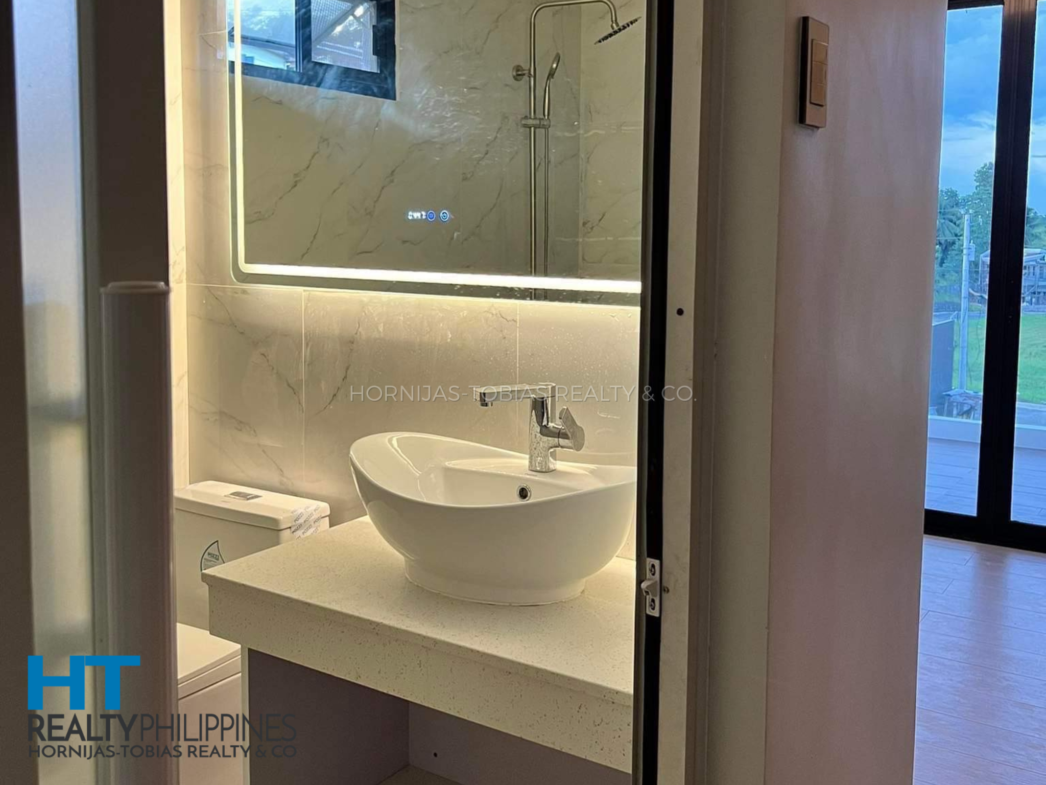 Bathroom - Modern and Minimalist House for Sale in Ponte Verde, Buhangin, Davao City, Davao del Sur