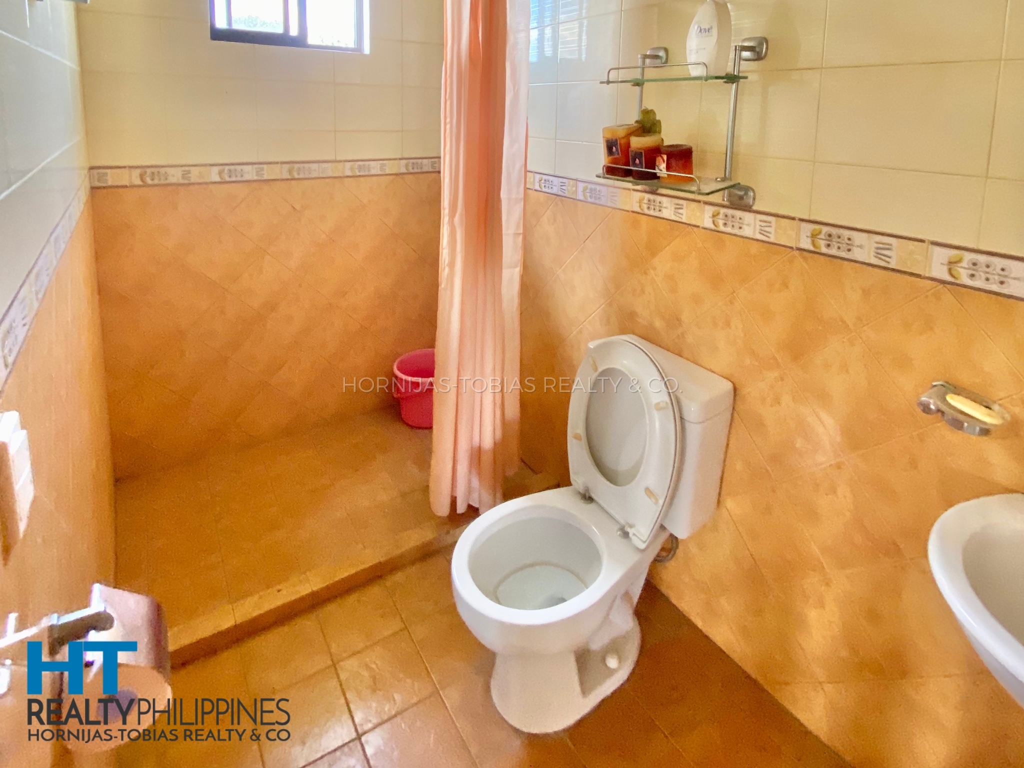 Bathroom - Big lot 2-storey house with 4 bedrooms located in Mutual Homes, Catitipan Buhangin Davao City