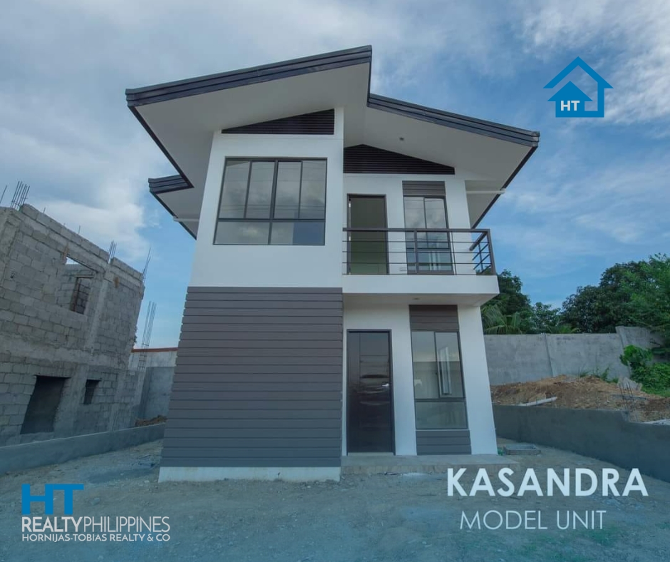 House for sale with 4 bedrooms and 3 bathrooms in Aspen Heights, Communal, Buhangin, Davao City. Near airport.