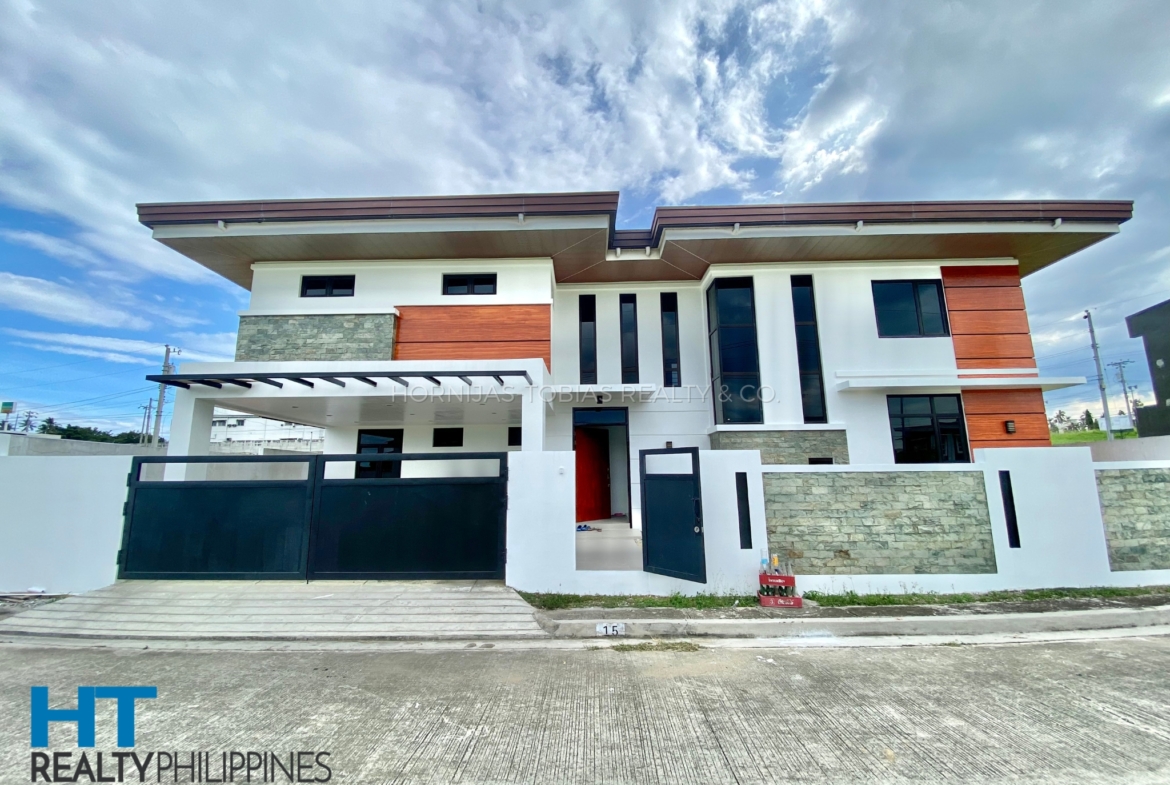 Newly renovated house with 4 bedrooms and 3.5 bathrooms for sale in Valle Verde Residential Estate, Panacan, Davao City