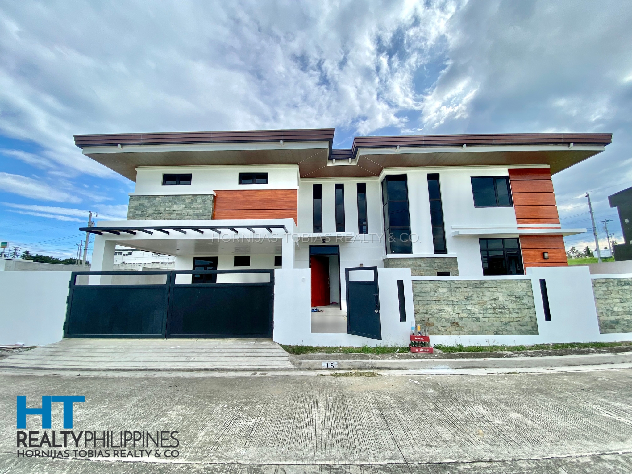 Newly renovated house with 4 bedrooms and 3.5 bathrooms for sale in Valle Verde Residential Estate, Panacan, Davao City