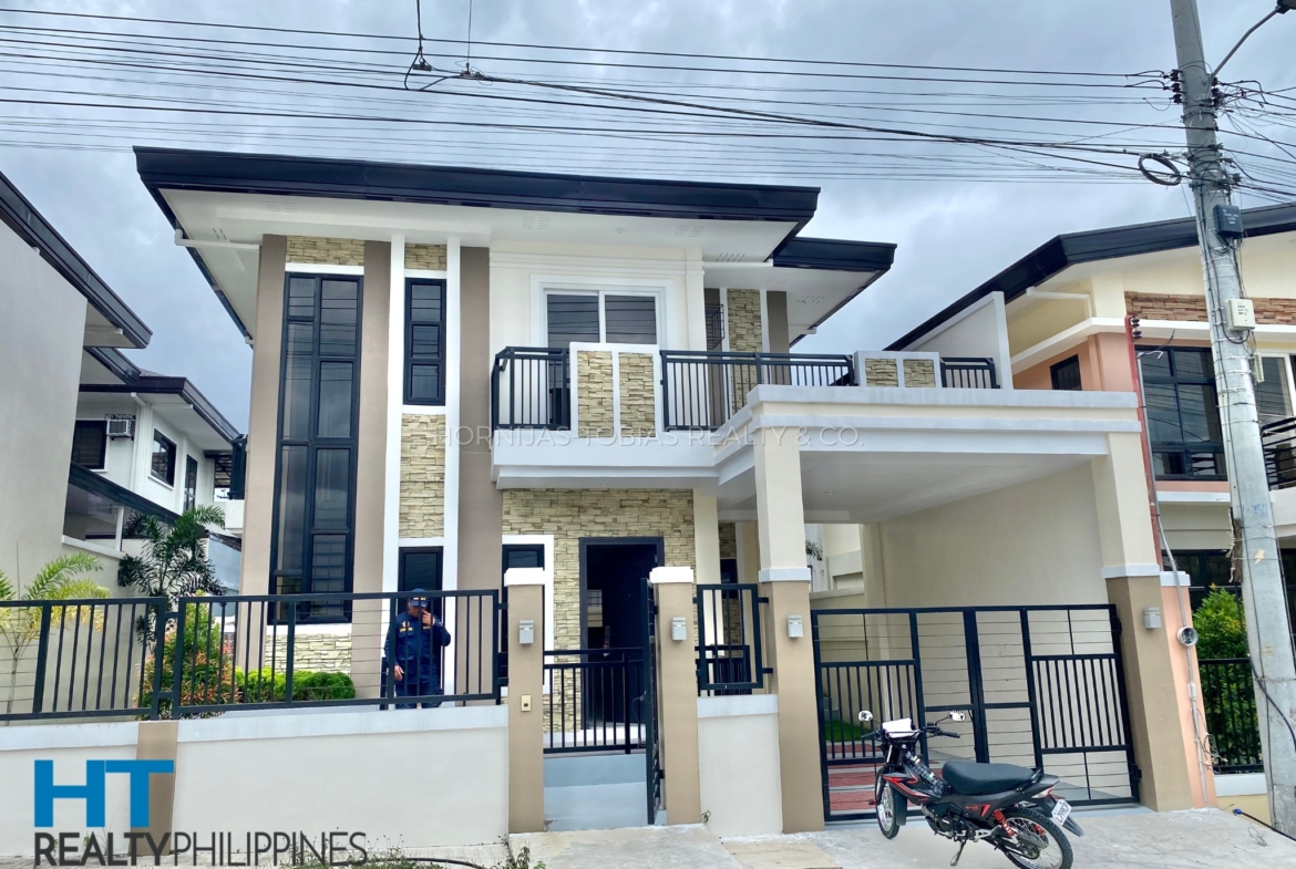 brand new move-in ready 4 bedroom 3 bathroom house for sale in Ilumina Estate 2 Communal Buhangin, Davao City