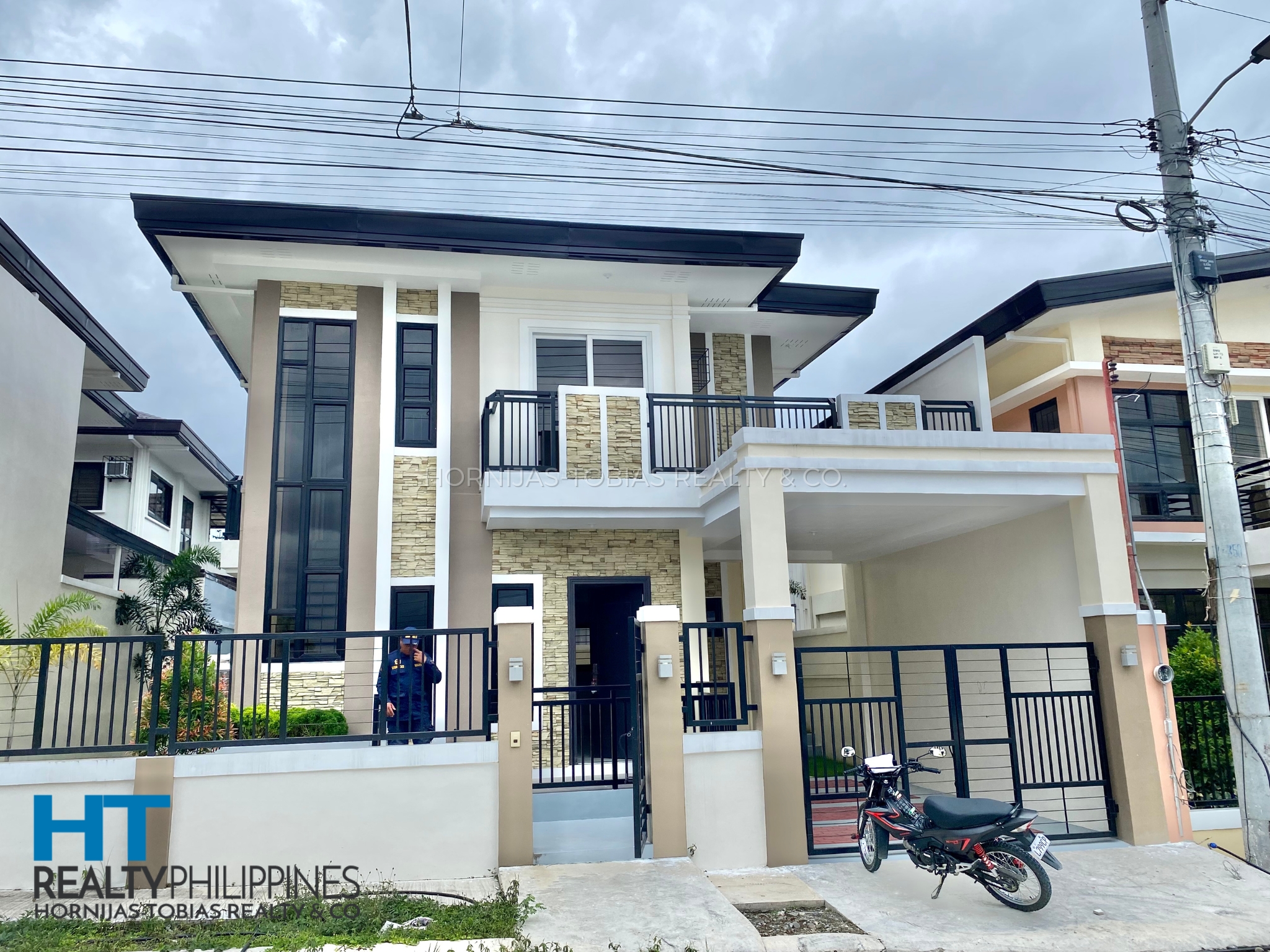 brand new move-in ready 4 bedroom 3 bathroom house for sale in Ilumina Estate 2 Communal Buhangin, Davao City