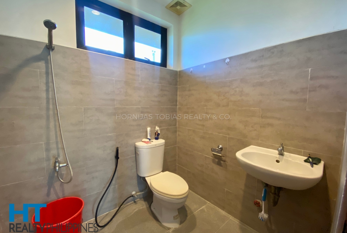 bathroom - Newly renovated house with 4 bedrooms and 3.5 bathrooms for sale in Valle Verde Residential Estate, Panacan, Davao City