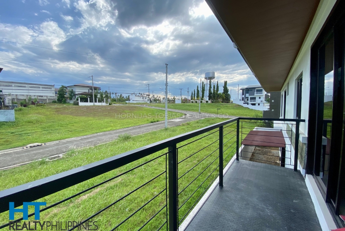 balcony - Newly renovated house with 4 bedrooms and 3.5 bathrooms for sale in Valle Verde Residential Estate, Panacan, Davao City