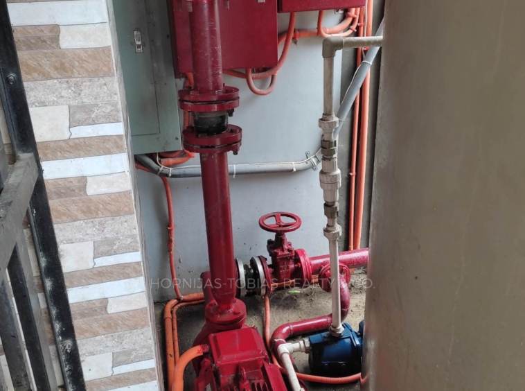 water tank with pressure - 12-door 4-floor income-generating apartment building for sale in Buhangin, Davao City