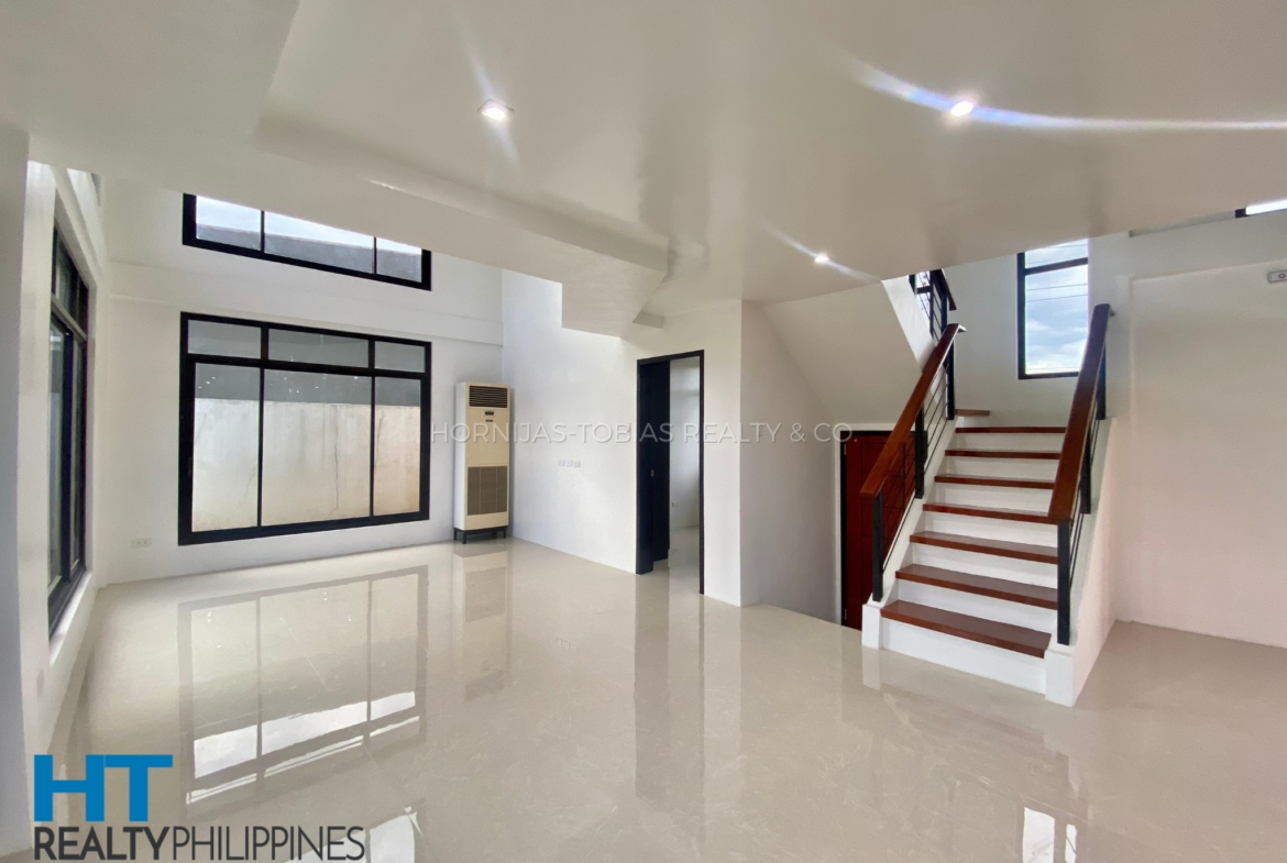 inside - Newly renovated house with 4 bedrooms and 3.5 bathrooms for sale in Valle Verde Residential Estate, Panacan, Davao City