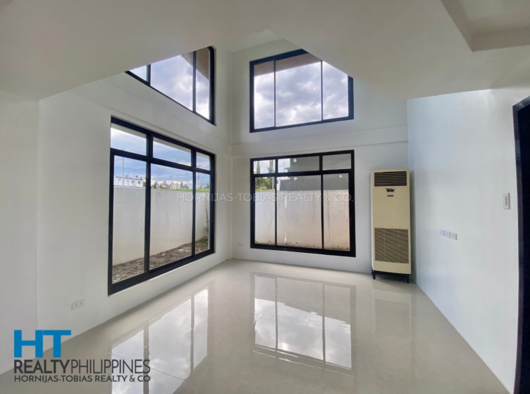living room - Newly renovated house with 4 bedrooms and 3.5 bathrooms for sale in Valle Verde Residential Estate, Panacan, Davao City